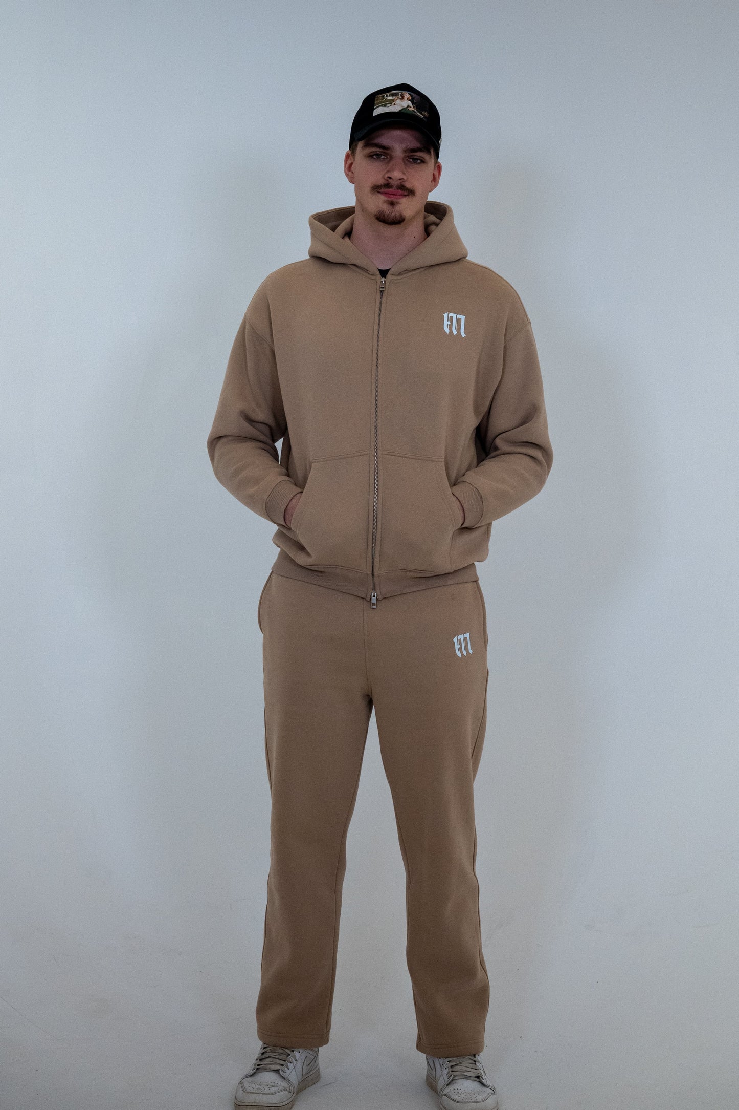 "Altiore" Memento Sweatpant